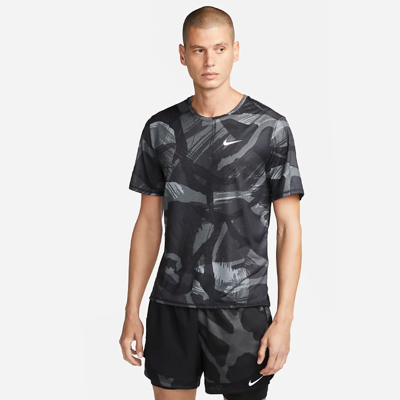 Nike camo outlet running