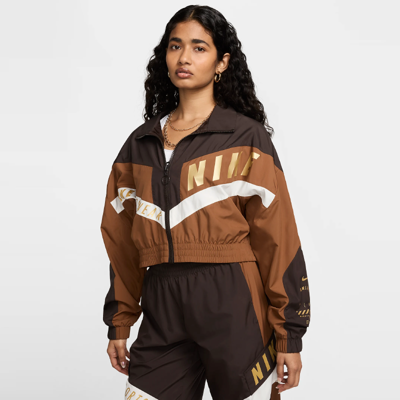 Ветровка Nike Sportswear Women's Woven Jacket AW24